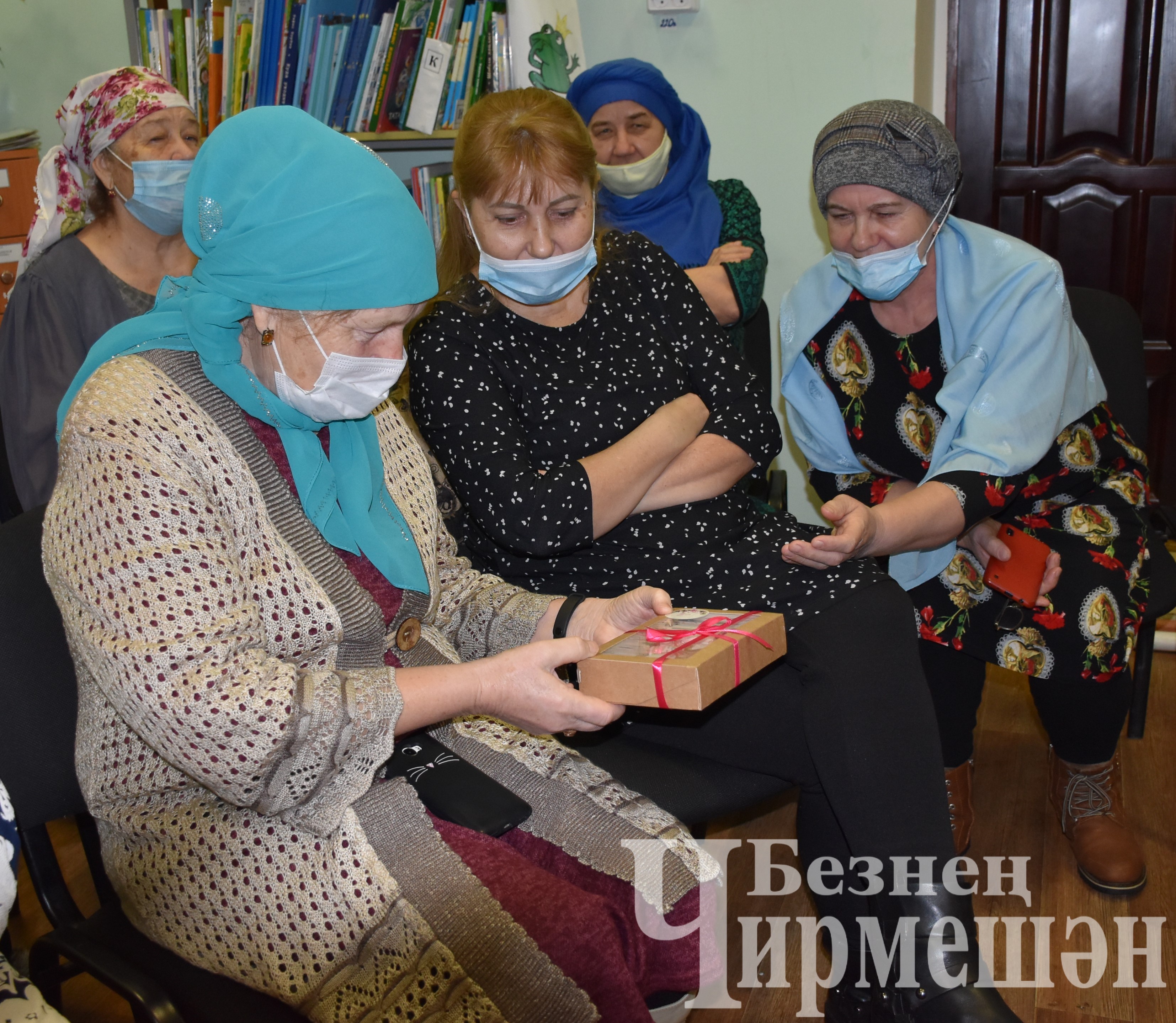 Жительница села Старое Кадеево варит мыло дома