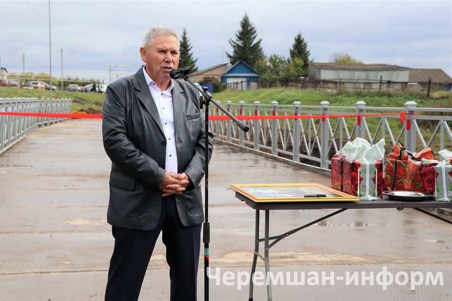 Әмир авылында Сөлчә елгасының ике ярын тоташтыручы яңа күпер ачылды: Гөлсирә Шәрифуллина фотосы