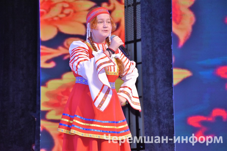 Руководители района, прошедшие армейскую школу, также дали ребятам советы и пожелали успешной службы: фото Гульсиры Шарифуллиной