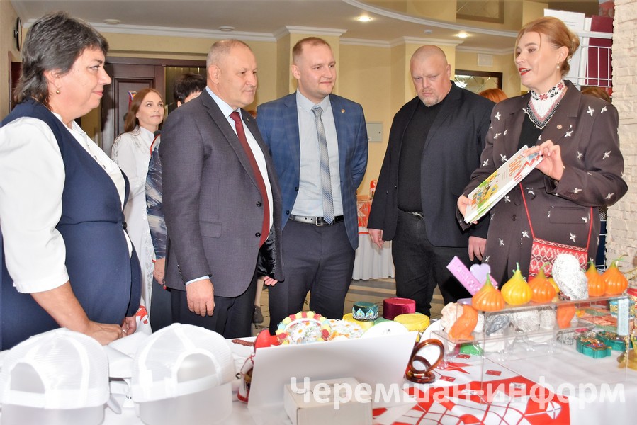 Татарстан Республикасы мордваларының милли-мәдәни автономиясе щлеге чараны Татарстан халыклары ассамблеясы һәм Чирмешән районы белән берлектә оештырды: Гөлсирә Шәрифуллина фотосы