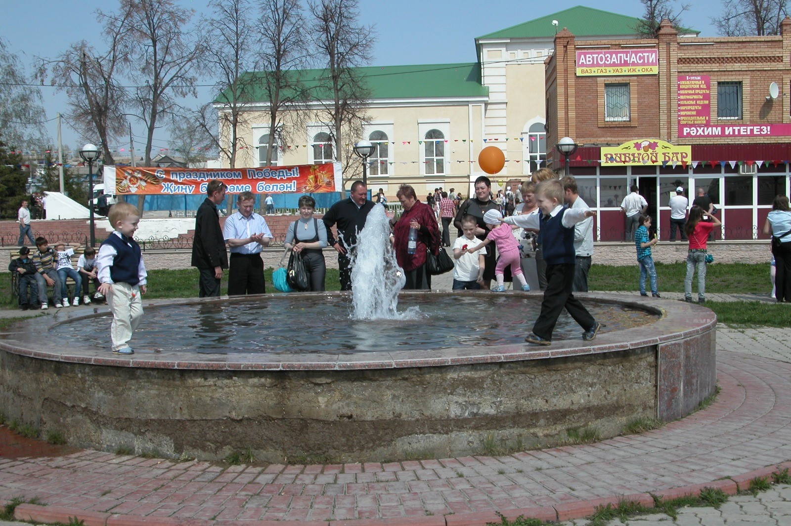 В Черемшане запустили еще один фонтан