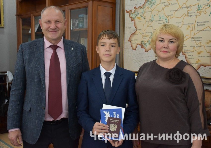 Чара мәктәпләр, мәдәният йортлары, спорт секцияләре, китапханәләр һәм яшьләр сәясәте учреждениеләре вәкилләре катнашында узды: Гөлсирә Шәрифуллина фотосы