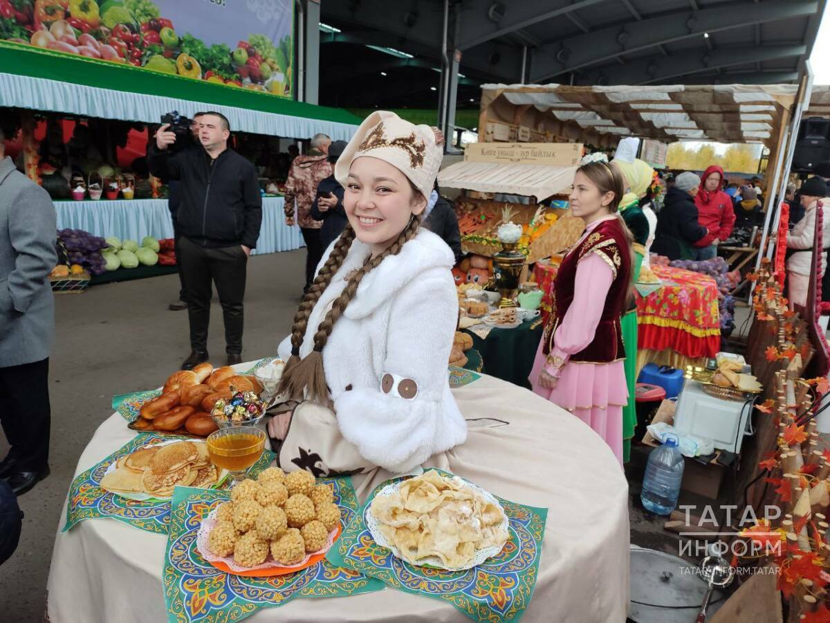 Особое внимание уделялось обеспечению населения сахаром: фото Татар-информ