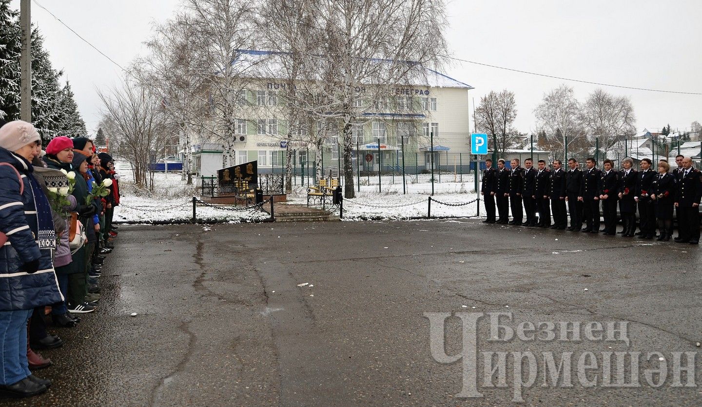 Сотрудники Черемшанской полиции отметили свой профессиональный праздник