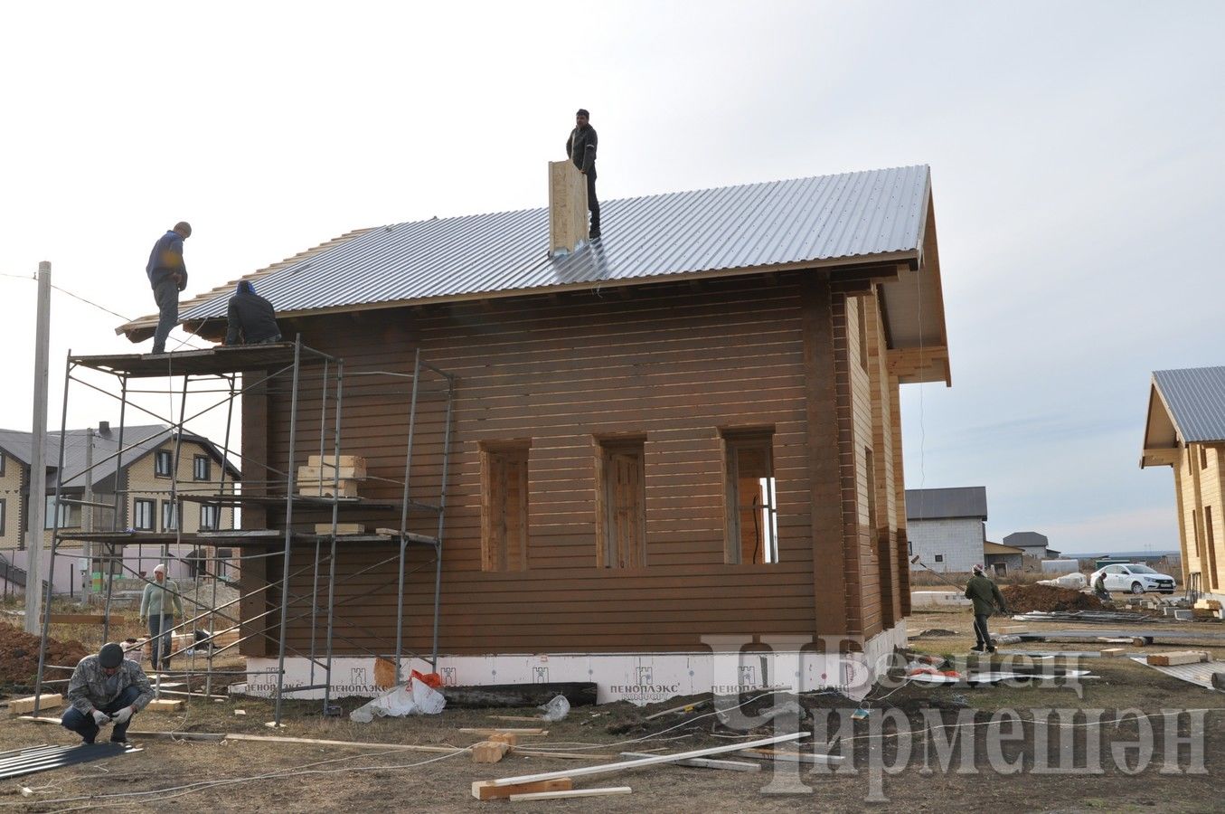 В этом году в Черемшанском районе 10 семей нефтяников обретут жилье