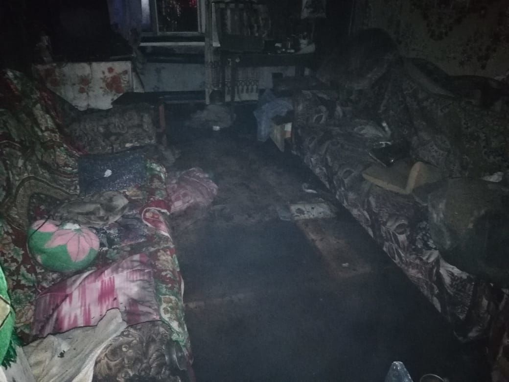Мужчина, задохнувшийся на пожаре в Черемшанском районе, скончался в больнице