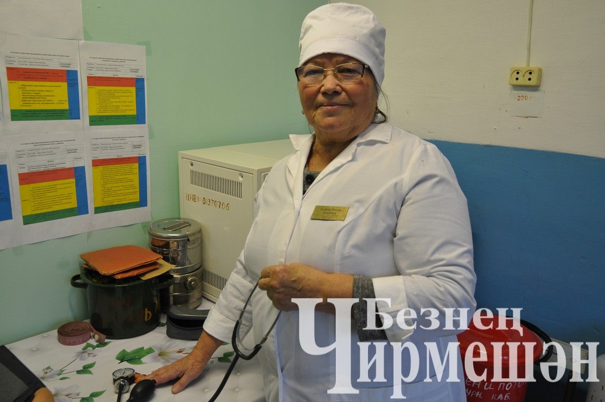 Чумачка авылыннан Рәсимә Беляева 51 ел бер урында эшли