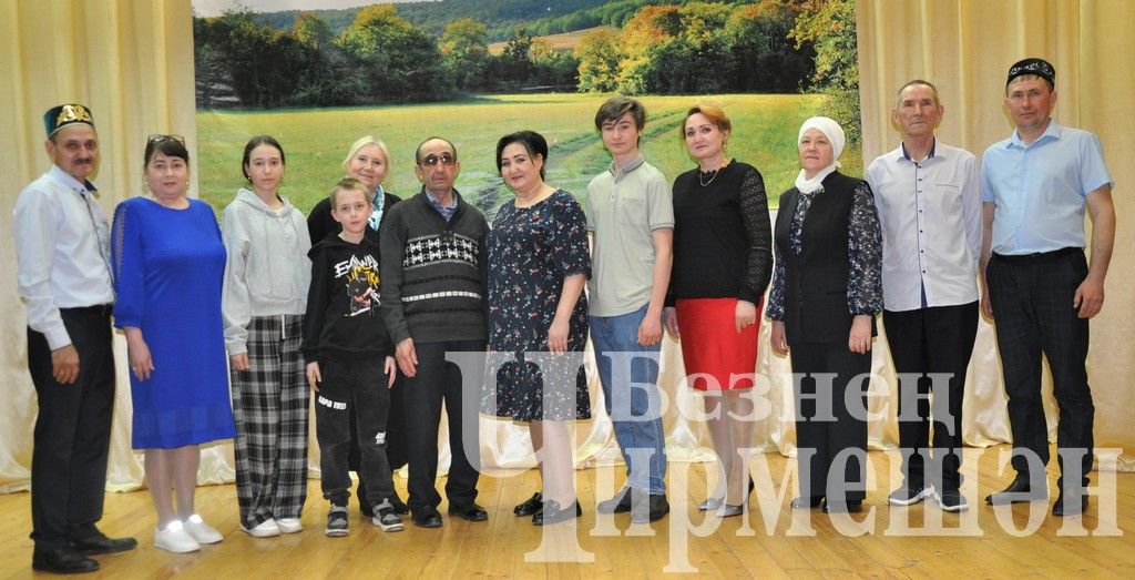 Әмирдә  шагыйрь авылдашларын искә алдылар