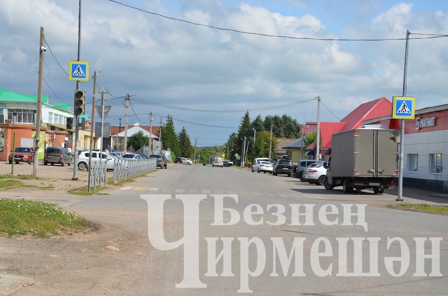 Чирмешәндәге светофорга яшен суккан