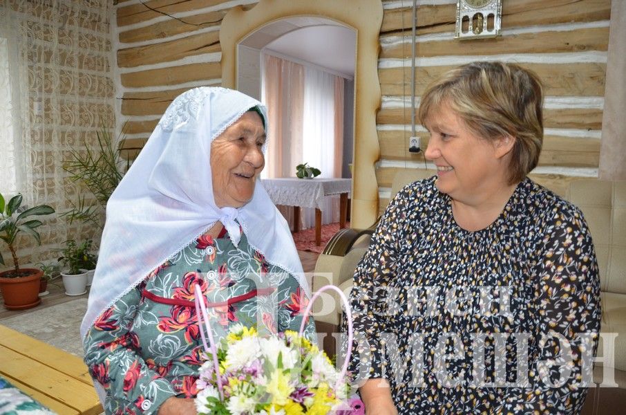 Заиля Ашрапова приехала в Туйметкино, пожалев свою многодетную свекровь