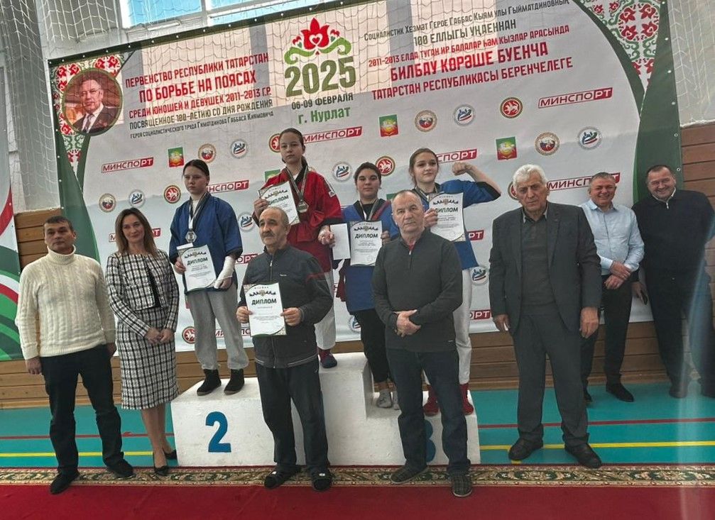 Лашман мәктәбе кызлары көрәш турнирында медальләр яуладылар
