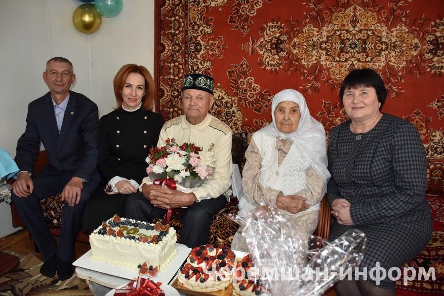 Исмагиль Каримов из села Беркет-Ключ бережно хранит последнее письмо отца
