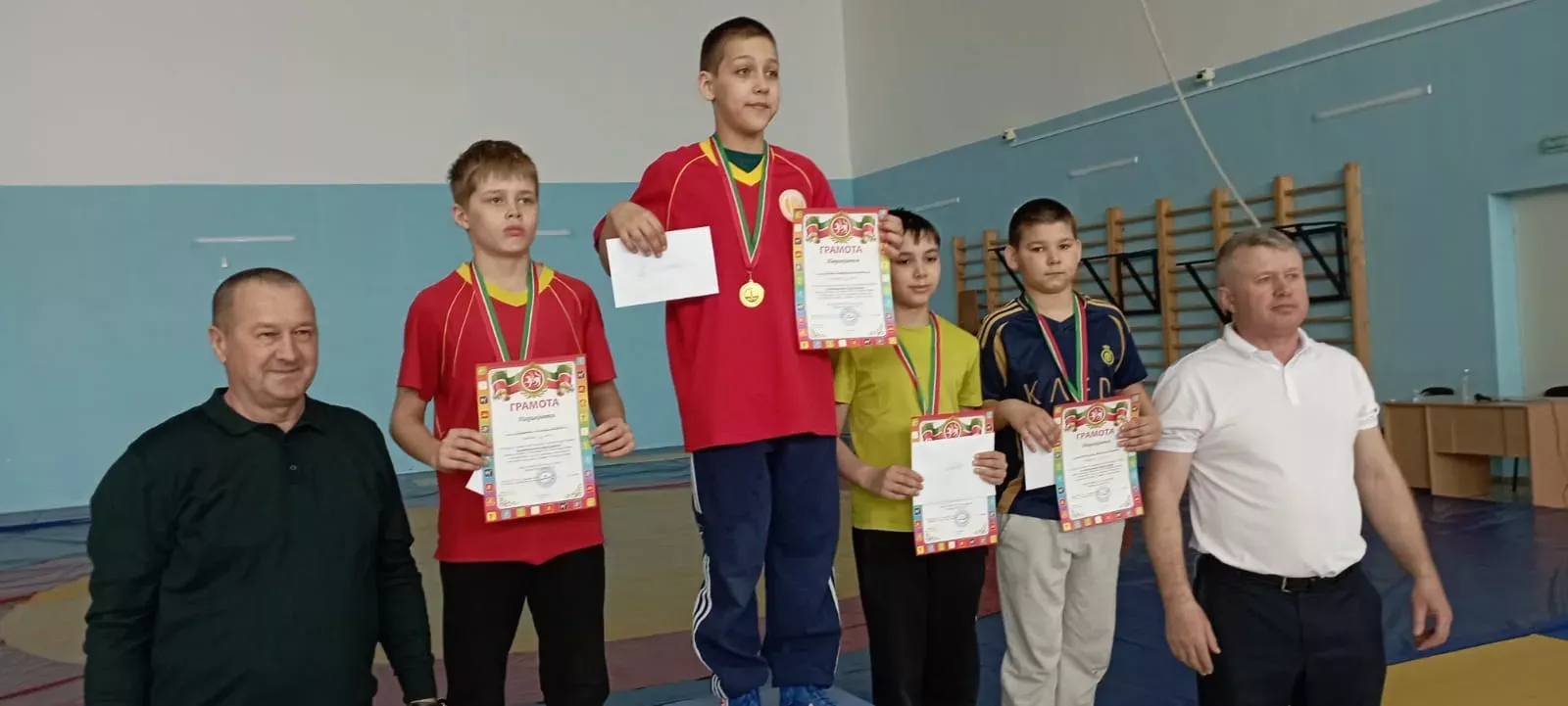 “Чирмешән” спорт мәктәбе көрәшчеләренең яңа җиңүләре
