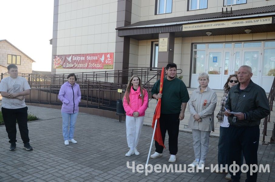 Җиңү көнендәге автойөрештә Чирмешән урамнарыннан 50гә якын җиңел машина узды