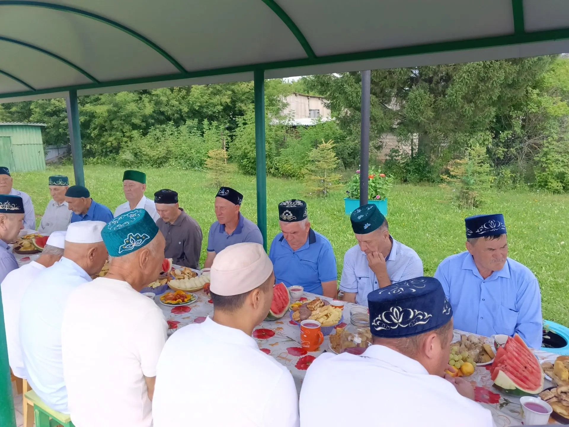 Яктытаулылар традицияне бозмый