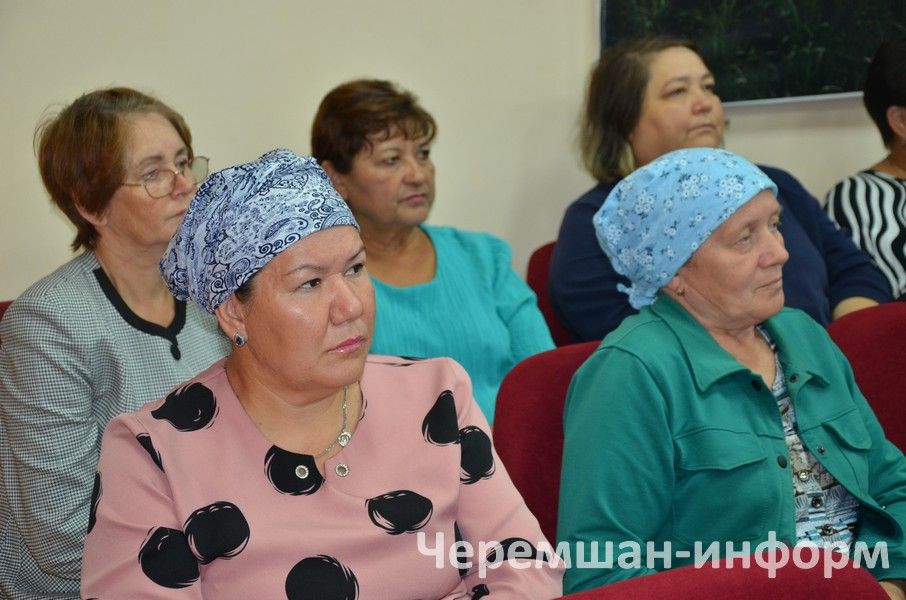 Бәркәтә мәдәният йорты янәшәсендә асфальт түшәлде