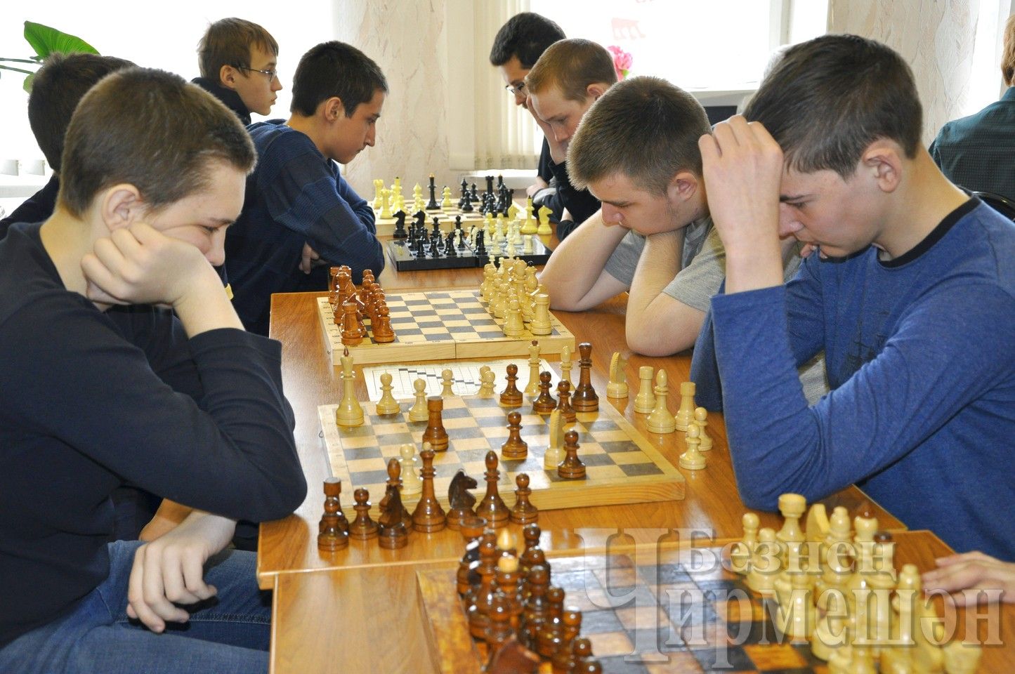 Чирмешән газетасы редакциясендә узган шахмат турнирыннан 30 фото