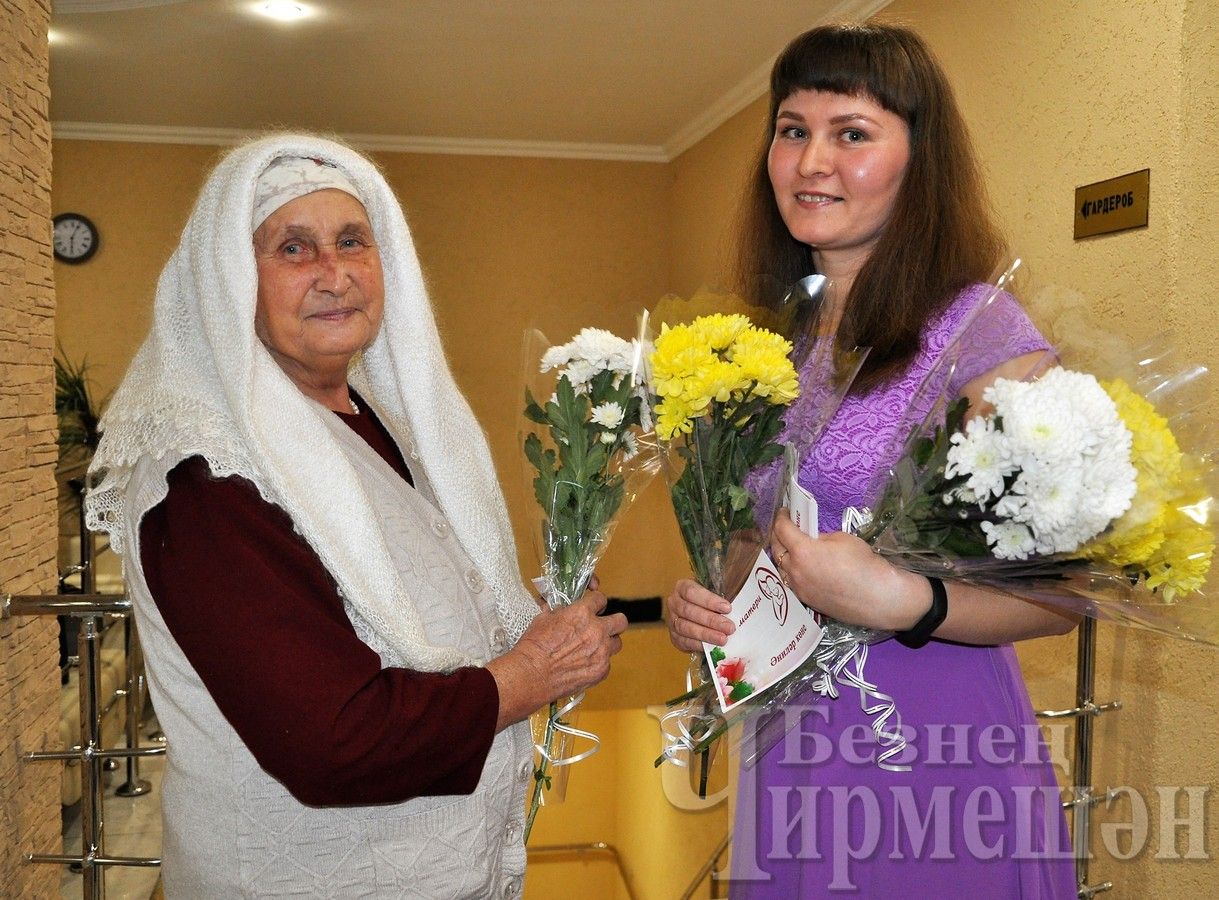 В Черемшане матерей пригласили на праздник (ФОТОРЕПОРТАЖ)