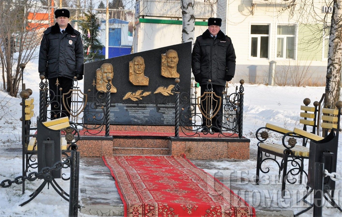 В Черемшане почтили память героя - земляка, милиционера Мирсаита Кабирова (ФОТОРЕПОРТАЖ)