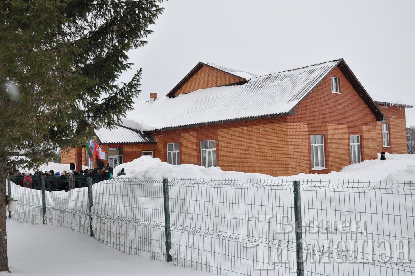В Сосновке открылась школа, в Черемшане   пристрой кадетской-школы (ФОТОРЕПОРТАЖ)