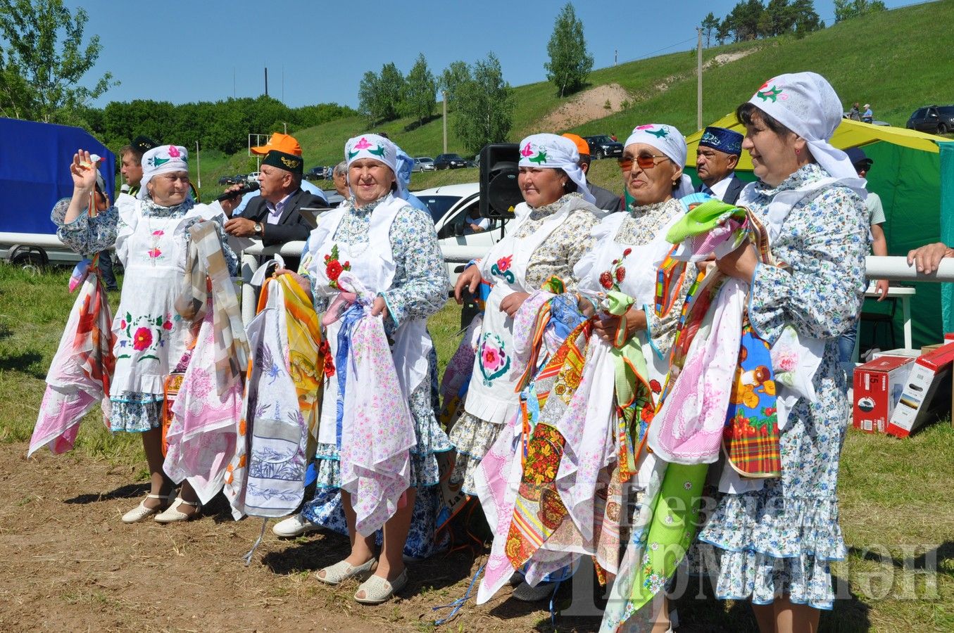 Сабантуй в Черемшане. Конные скачки (ФОТОРЕПОРТАЖ)