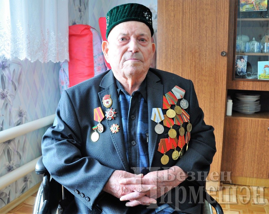 В Черемшанском районе ветеранов войны наградили юбилейными медалями (ФОТОРЕПОРТАЖ)