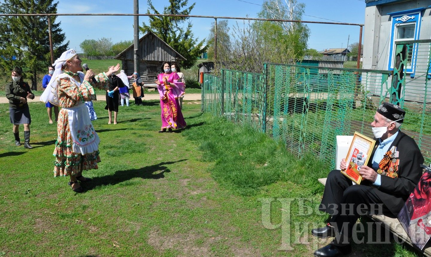 Чирмешән районында ветераннарга бүләкләр тапшырыла (ФОТОРЕПОРТАЖ)