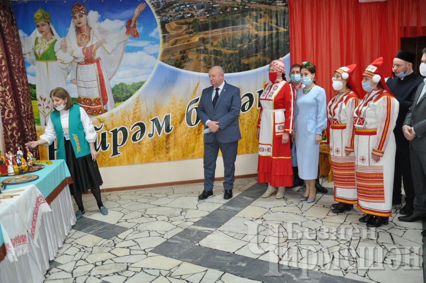 На открытии Года родных языков и народного единства участвовали представители 7 национальностей (ФОТОРЕПОРТАЖ)