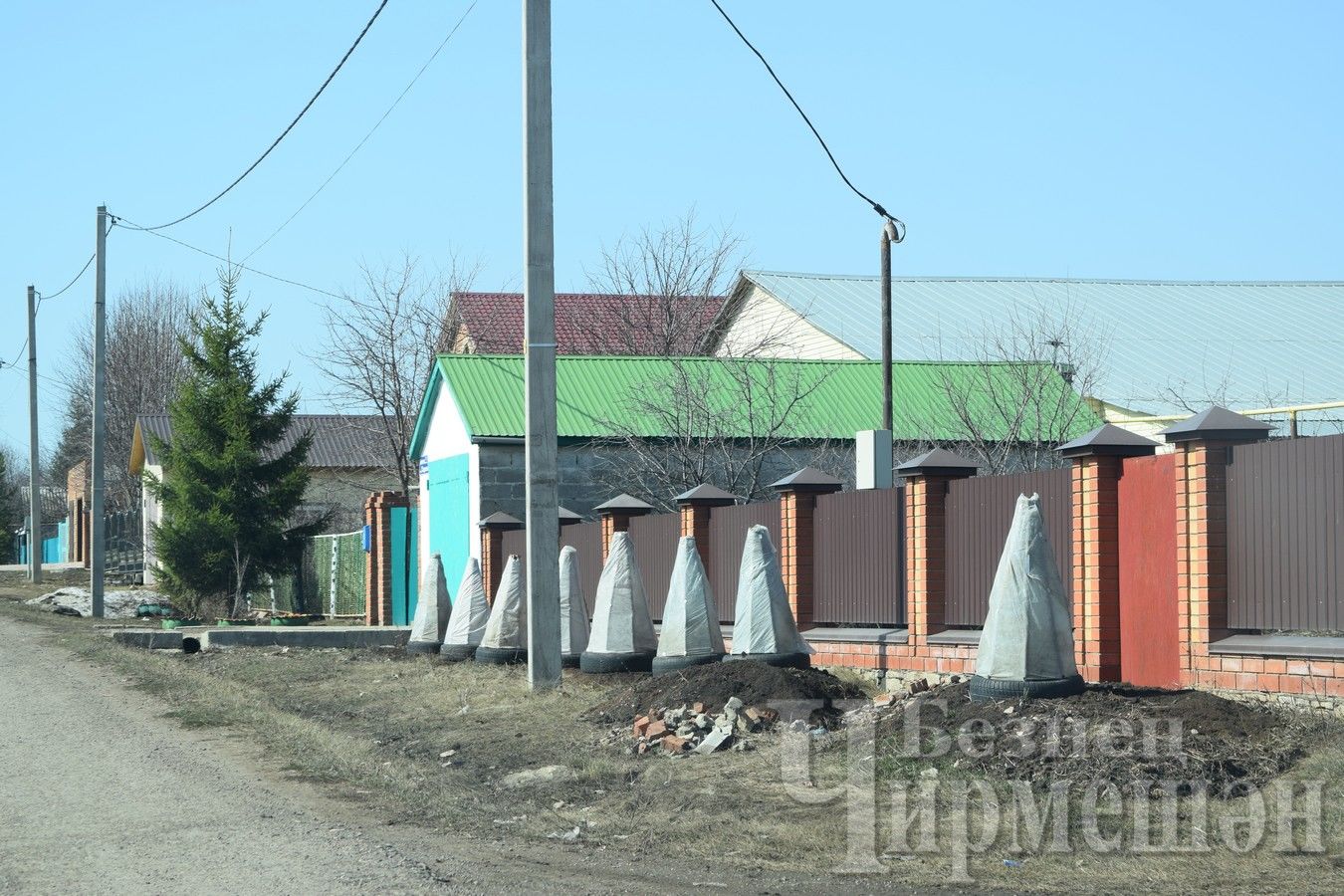 Черемшанцы уже вышли на субботник (ФОТОРЕПОРТАЖ)