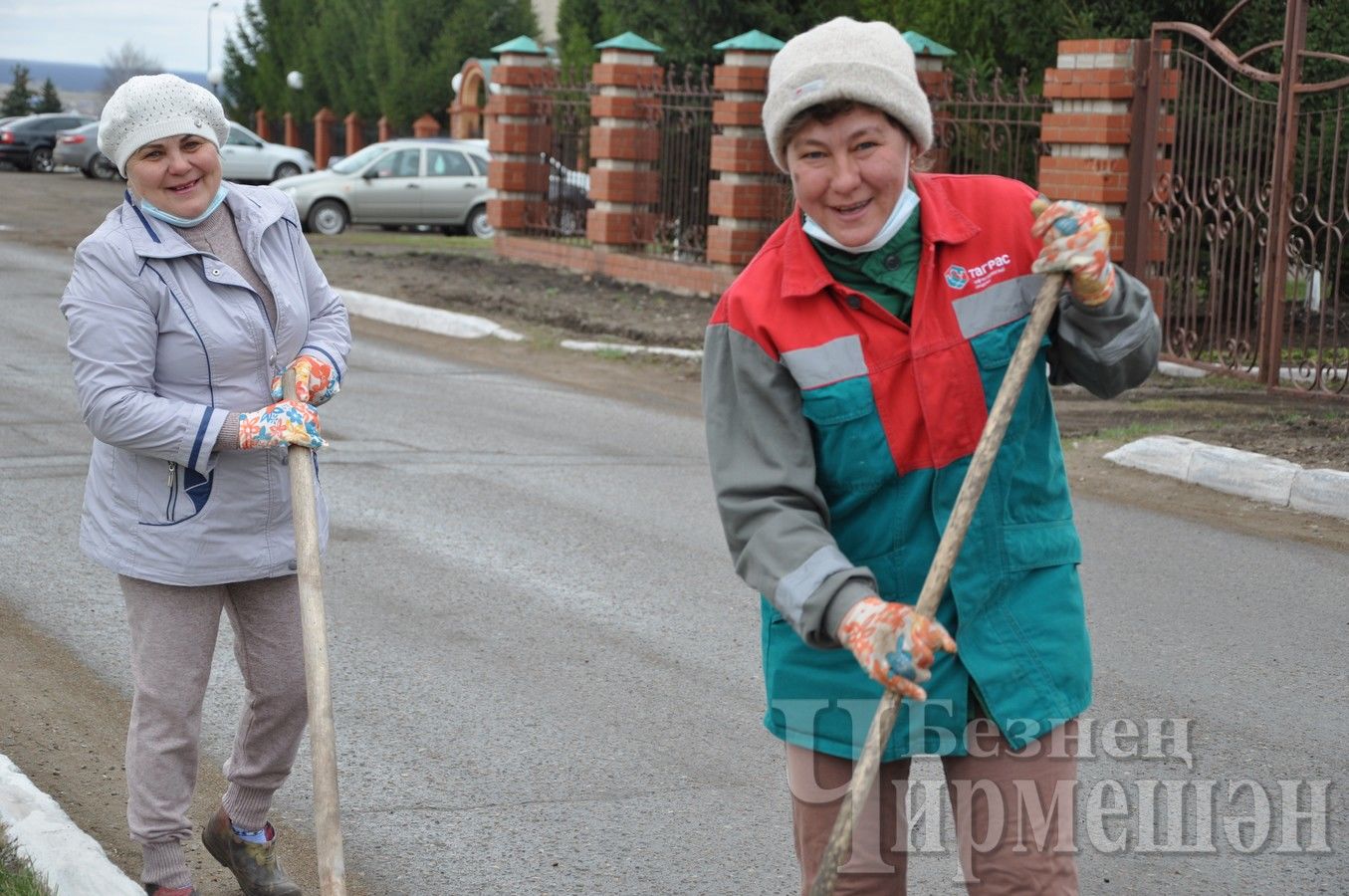 В Черемшане прошел Всероссийский субботник (ФОТОРЕПОРТАЖ)