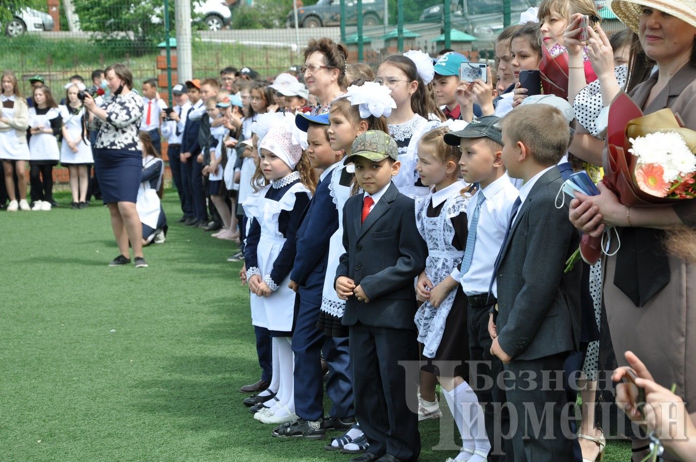 В Черемшанском лицее прозвенел "Последний звонок" ( ФОТОРЕПОРТАЖ)