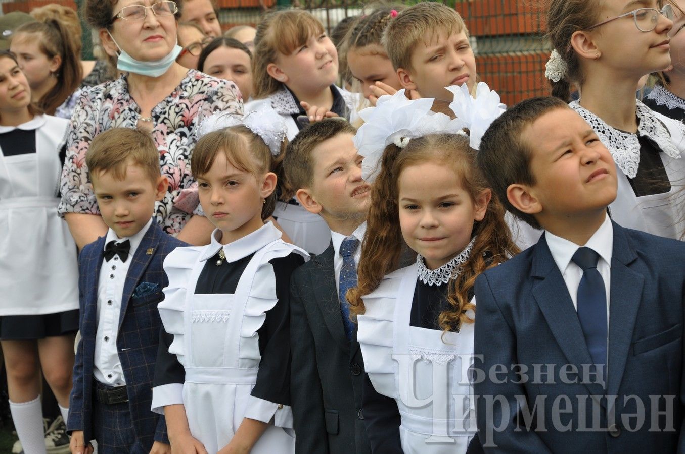 В Черемшанском лицее прозвенел "Последний звонок" ( ФОТОРЕПОРТАЖ)