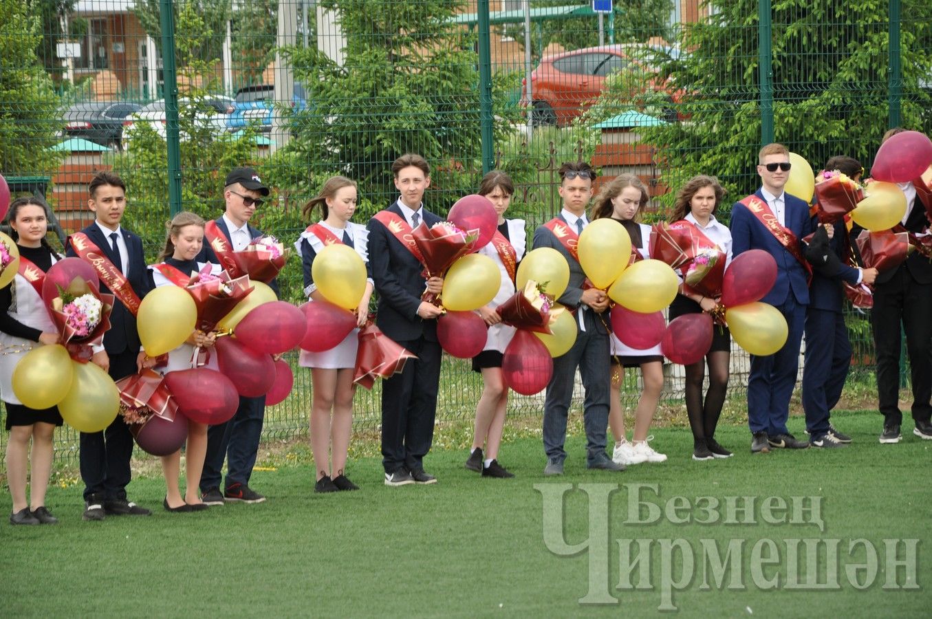 В Черемшанском лицее прозвенел "Последний звонок" ( ФОТОРЕПОРТАЖ)