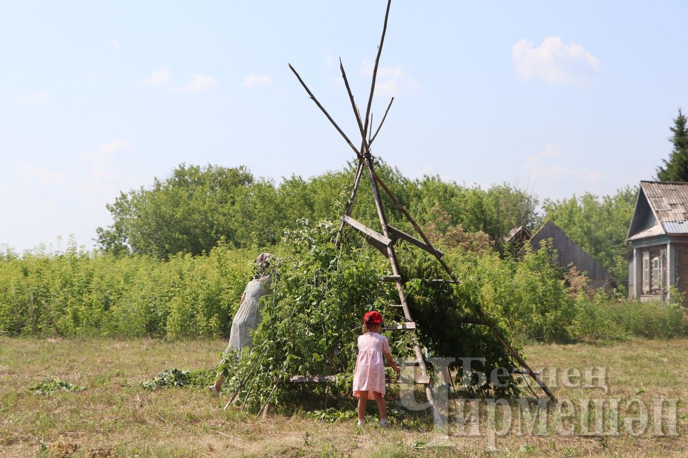 Жители поселка Кзыл Чишма спустя два года встретились снова (ФОТОРЕПОРТАЖ)