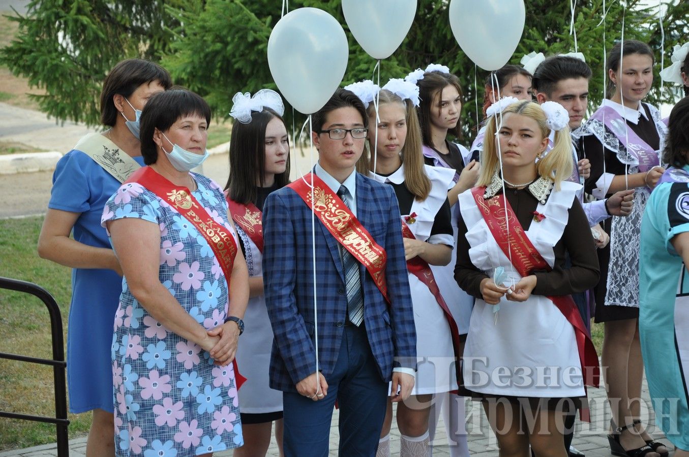 В Черемшане состоялся районный выпускной бал (ФОТОРЕПОРТАЖ)