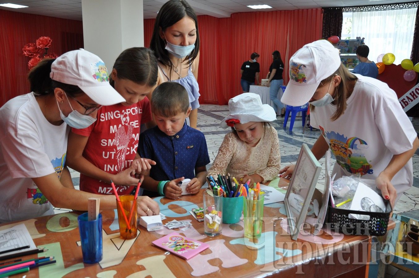 В Черемшане прошла акция "Помоги собраться в школу!" (ФОТОРЕПОРТАЖ)