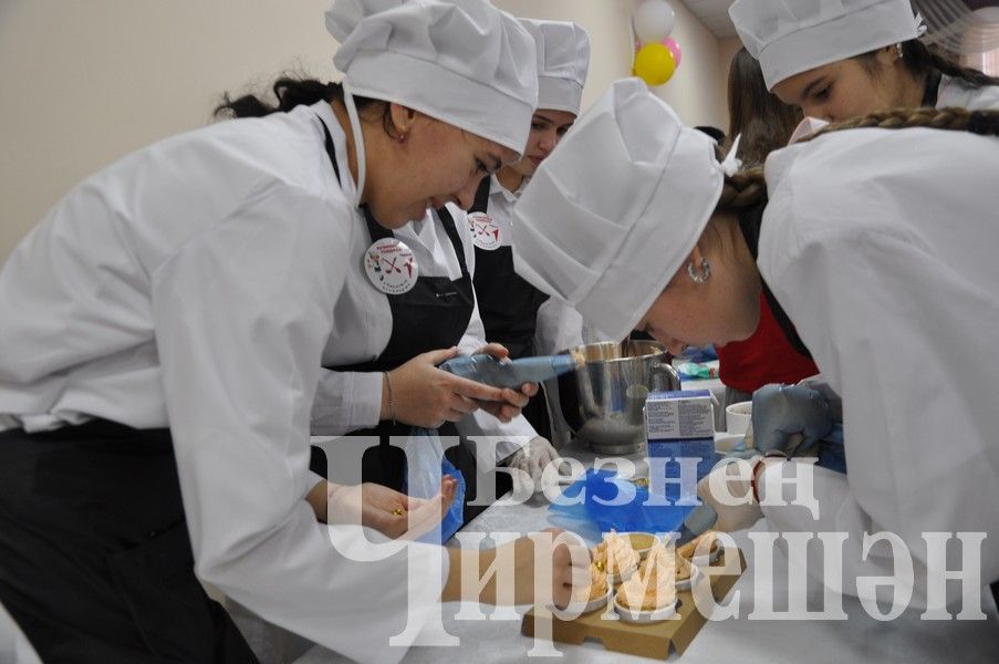 В Черемшане впервые организовали "Кулинарный поединок" (ФОТОРЕПОРТАЖ)