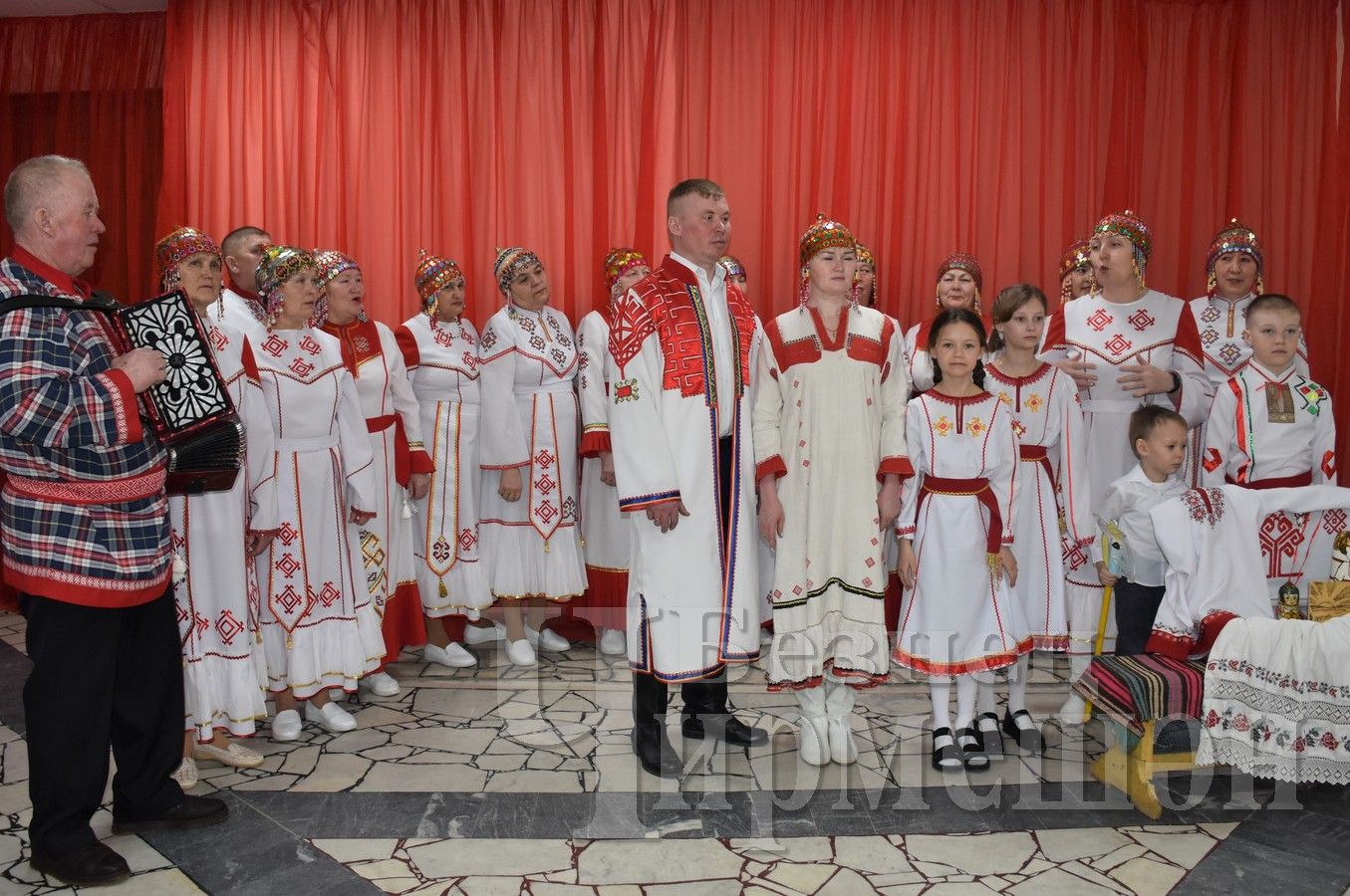 В Черемшане прошел муниципальный этап фестиваля родословной "Эхо веков" (ФОТОРЕПОРТАЖ)