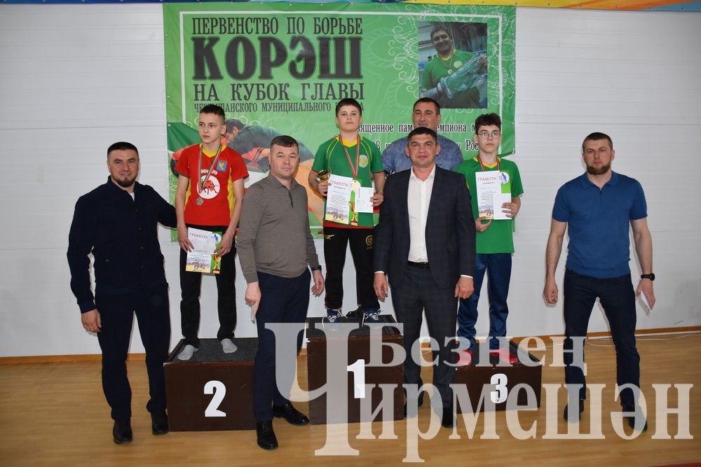В Черемшане на турнире по борьбе в память об Ильясе Галимове приняли участие более 150 юных спортсменов (ФОТОРЕПОРТАЖ)