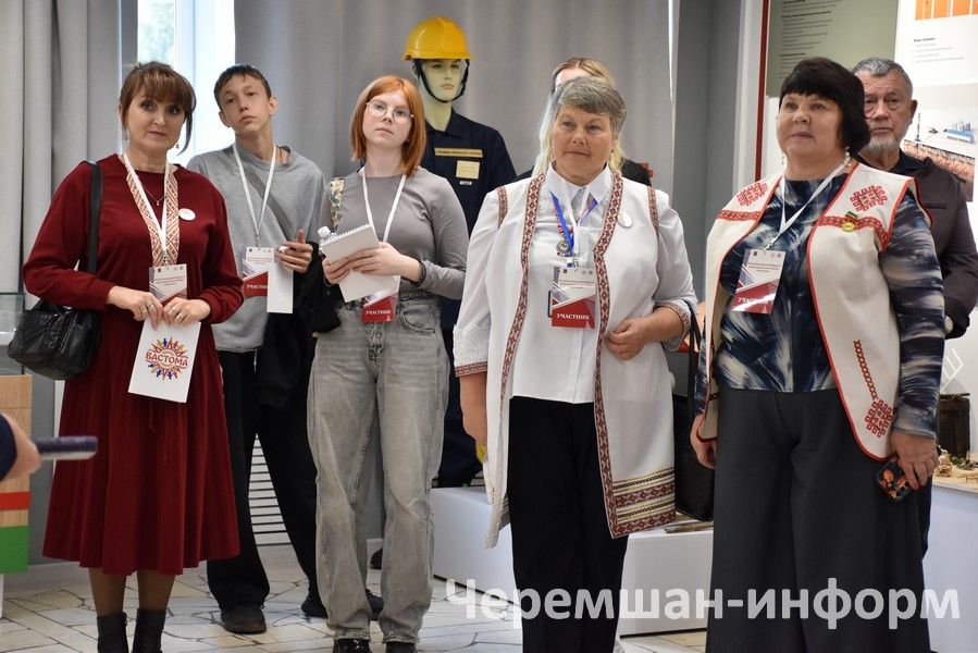 В Черемшане прошел республиканский форум мордовской молодежи "Вастома" (ФОТОРЕПОРТАЖ)