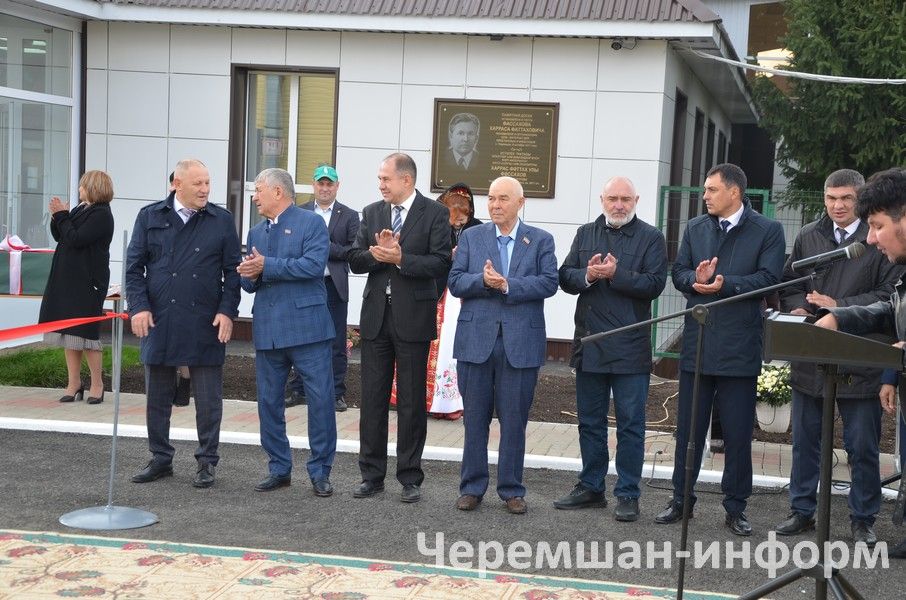 Двойной праздник в Черемшане: тепло души и новые дороги (ФОТОРЕПОРТАЖ)
