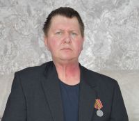 Чирмешәннән Ренат Могыйзов яраланган иптәшләрен яу кырыннан алып чыкккан