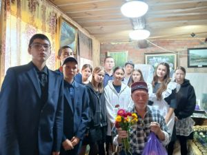 Бәркәтә авылы рәссамы тәүге рәсемен корым белән ясаган