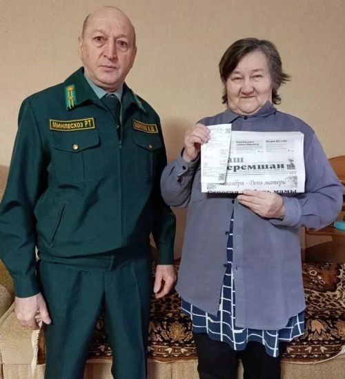 Чирмешән урманчылыгы җитәкчесе ветераннарны район газетасына яздырды