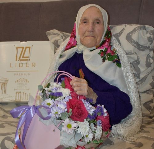 Чирмешән районында киләсе елда ике әбигә 100 яшь тула