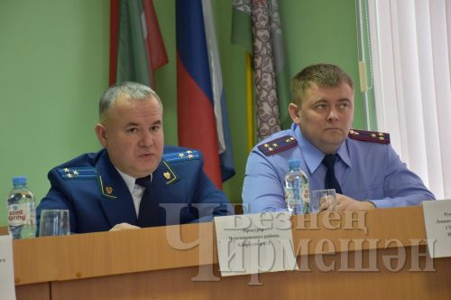 Чирмешән районы эчке эшләр хезмәткәрләре үткән елга йомгак ясадылар