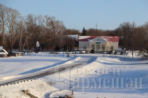 Авыл җирлекләрендәге җыеннарда урам юлларын яхшыртуны сорыйлар