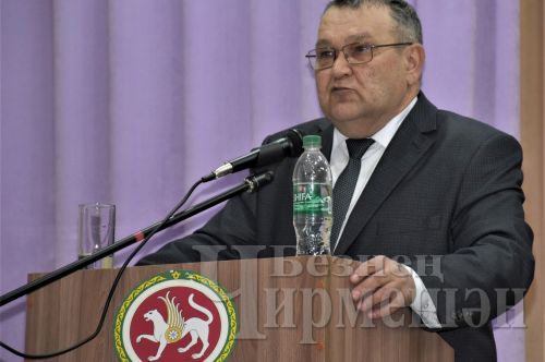 Лашман авылында узган җыенда сораулар булмады