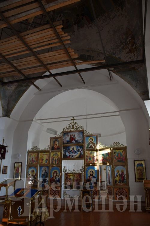 Чирмешәннең Архангел Михаил храмында төзекләндерү эшләре бара