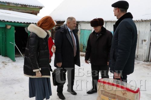Бәркәтә юбилярын җырлап котладылар